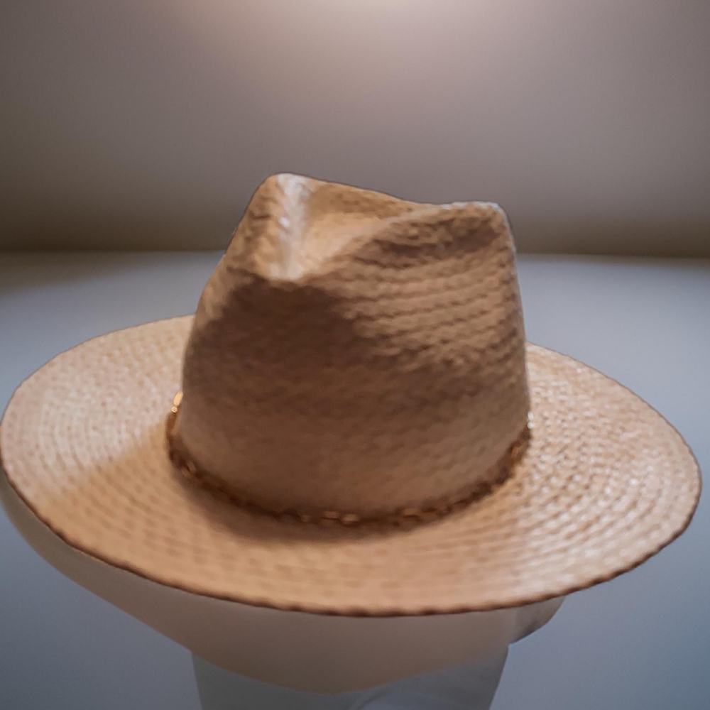 NEW Ladies Vince Camuto Ivory Sun Hat with Gold Chain Detail; UPF 50+ - Ivory